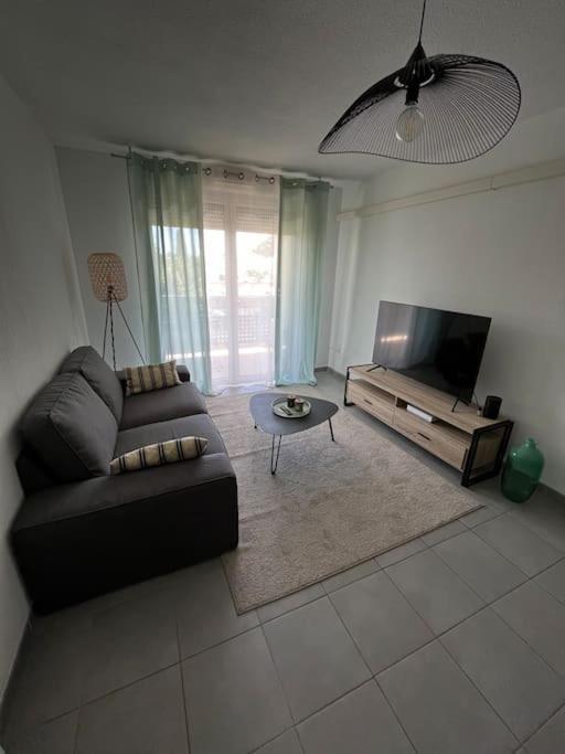 吕内尔Joli Appt 45 M2 Avec Terrasse公寓 外观 照片
